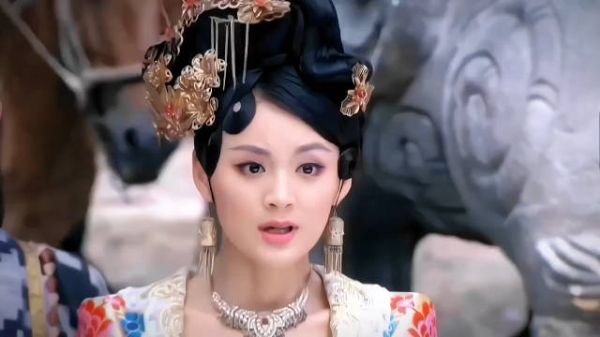 毛林林又演恶女反派啦,这次在《灭罪》里饰演的江雁太带感了吧