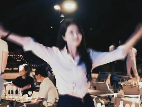 曾黎工作室徽章失窃引争议,粉丝质疑回应态度