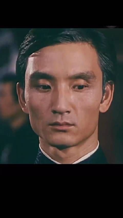杜玉明,以前也是可以扮演衣冠禽兽这类角色的