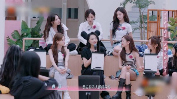 曹颖在浪姐舞台真情流露,坦言最想重回36岁,弥补错过儿子成长的遗憾