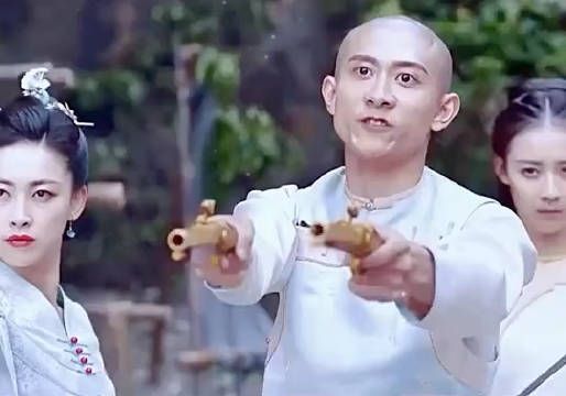 张一山版韦小宝被指演技浮夸,陈小春版获赞经典