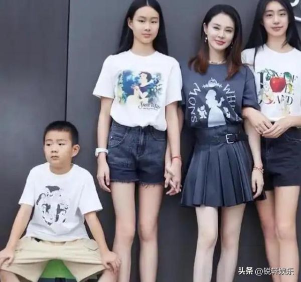 佟大为带全家打卡武夷山！大女儿神似王祖贤 儿子搂姐姐手臂超温馨