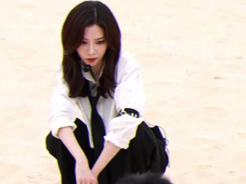 宋妍霏浪姐舞台从女团风切换至最炫民族风