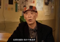 成龙被骂忘恩负义，兄弟昏迷不闻不问：应该养他们一辈子