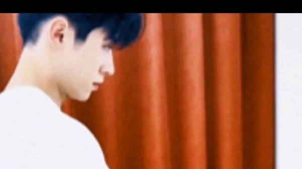 原来丞磊不仅演技让人沦陷,画功也这么绝!
