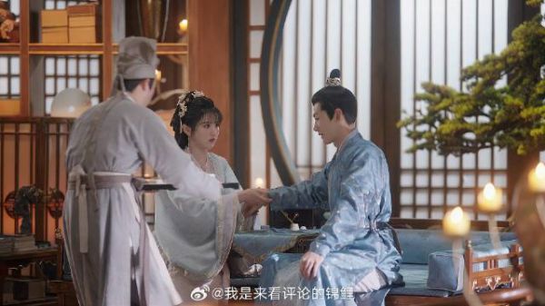 嫡长主被人刺杀,尹峥舍命相救,兄弟齐心制服刺客