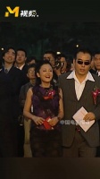 舒淇跟其他人不像一个时代的，她这一身妆造放现在都不过时，没有一点年代感