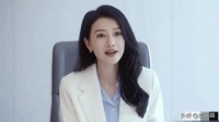 高圆圆现实长什么样？路人镜头才是照妖镜，怪不得赵又廷死心塌地