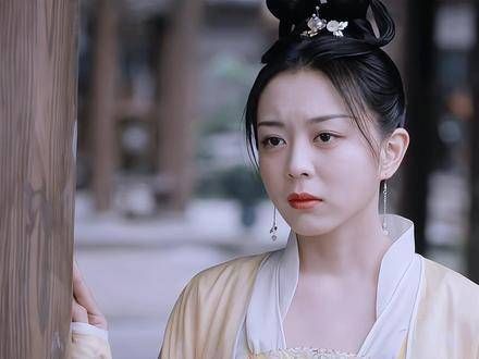 刚开始还觉得喜君跟随他们很多余，越往后看越喜爱，与卢凌风真的很般配