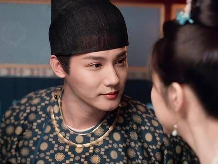 谁来解读一下郑业成在这里的眼神！太上头了！