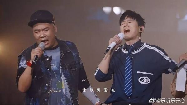歌手苟伟去世,张杰心碎演唱《我们的歌》,前几天还在直播!