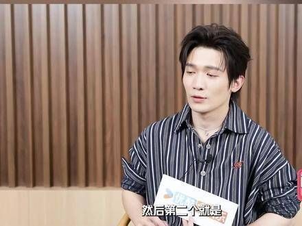 说萧蘅看沈玉容如同看废物 萧蘅回应:兄长根本没把你放在心上 墨雨云间