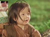 谁能抵挡如此可爱的小孩呢！