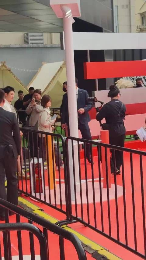 啊啊啊ECCO活动现场捕捉野生黄景瑜!