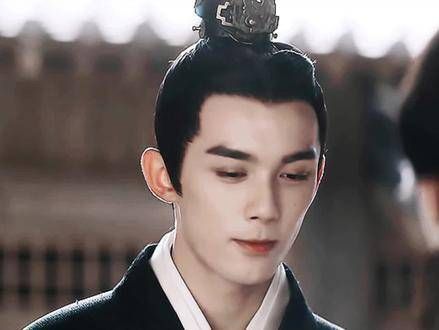 凌不疑玉树临风吴磊古偶男神