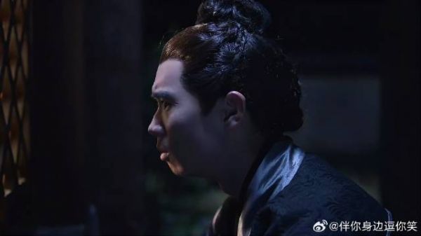 芈月中蛊时日不多，没想穆辛出现在窗口，帮她去找义渠王