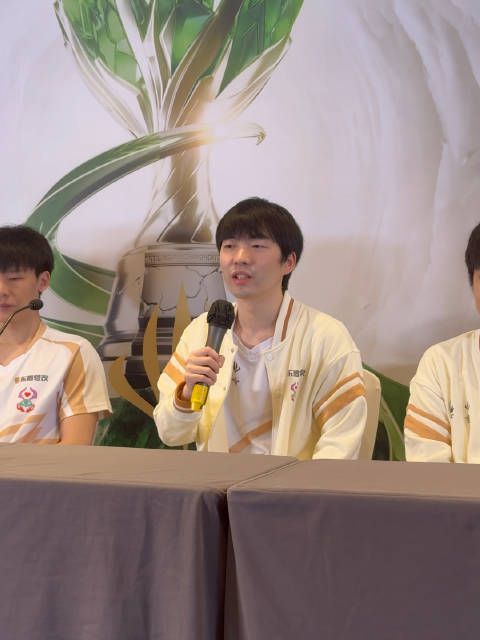 Q：对于本次两个赛区的对抗赛，有什么决心吗？