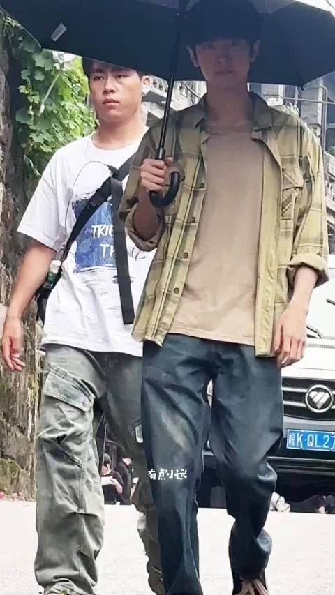 啊啊啊离陈哲远最近时手机居然宕机!