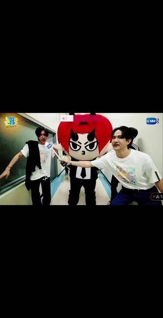 王俊勇晒娃Domiia亮相