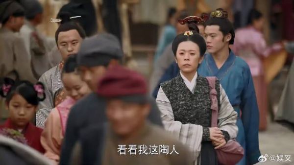 玳瑁姑姑上街买东西,竟意外发现芈月的旧爱