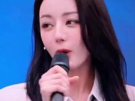 刘宇宁因为在综艺里称呼迪丽热巴为老巴,引发了热议