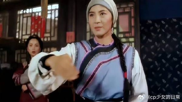 黄师傅拳霸七省,不料美女拿出豆腐,打烂豆腐就算你赢