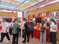 “黄小西”T²音乐与艺术节开幕，贵州茅台酒、茅台1935、赖茅·传承与你相约醉美音乐节