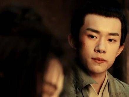 “不管一生经历如何,内心千万不能被尘埃遮蔽呀”
