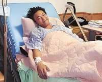 陈奕迅因“感染新冠肺炎去世”？“台山TV”发的视频引发歌迷恐慌，工作室下的留言爆了：起来上班，赶紧辟谣
