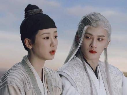 回顾之后才察觉,《相柳》总是凝视小夭