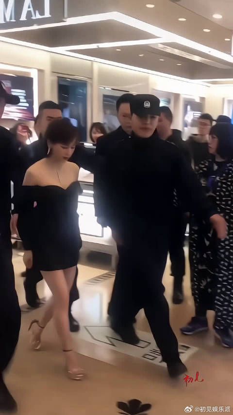 娱乐圈结婚离婚生孩子,和普通人吃饭一样随意,王子文