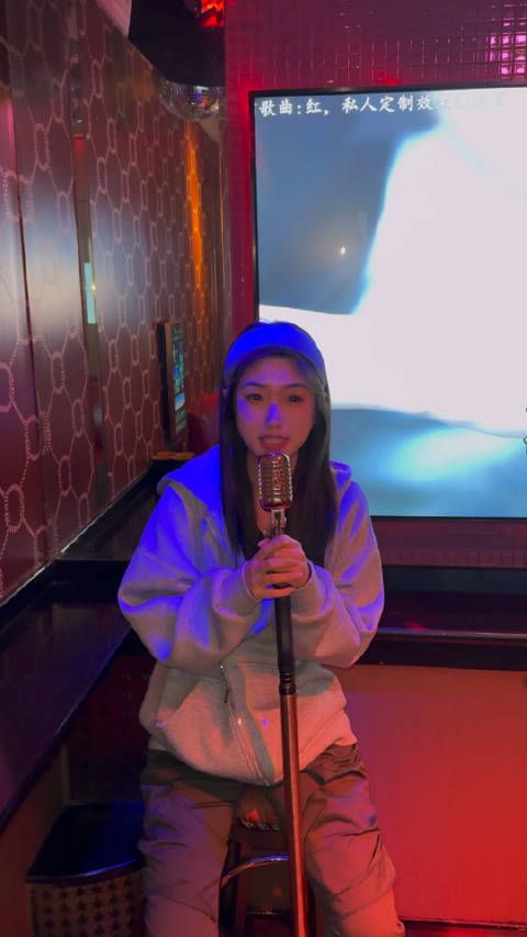 像我这么可爱有趣有梗的女孩上哪找!