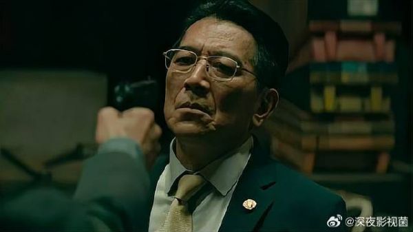局长竟然是人贩子,把调查案子的警察杀死,说他是黑警