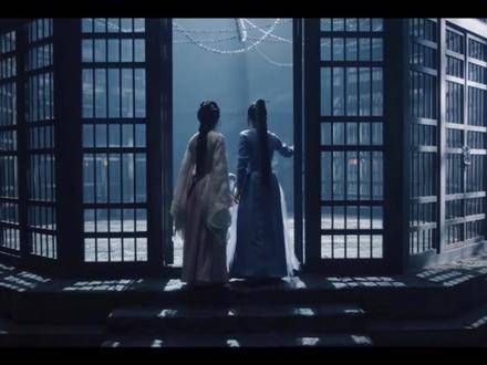 听闻京城里新来的探案裴大人,与神女大人竟十分般配