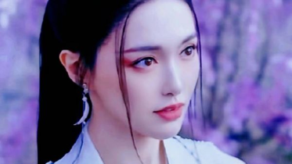 「你为什么对我这么好? 」 「你们男人话好多啊!」 「我话多?!回答我!