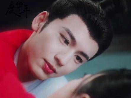 裴大人真是玩得精彩啊 全都在给度华年配bgm 度华年最不能删的剧情