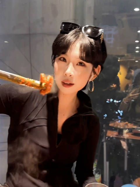 安排上吃饭转场了~ 最后一段太猴急先吃为敬
