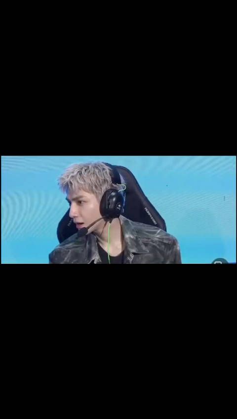 罗云熙被赞颜值突破次元壁