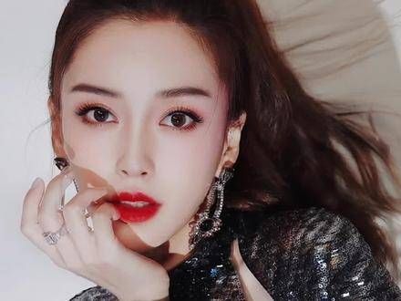 杨颖新剧角色调整为友情出演,本人回应外界猜测