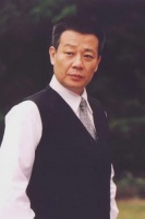 寇世勋：年轻时出轨享“双妻”人生，晚年中风后，选择和原配生活