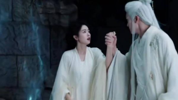李青月苦肉计演技获赞,白九思被楚楚可怜形象迷惑