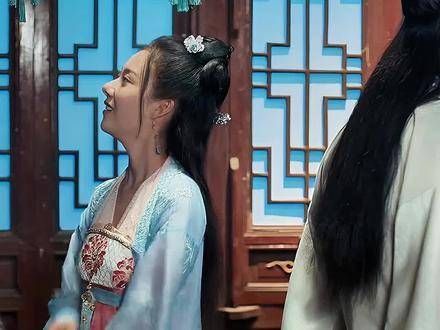 艺妓为了不成为妾室,决然跳入河中,这一跃是为了追求自由