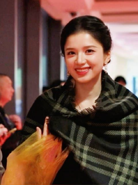 北影节回顾:公主驾到 @张婧仪 携电影作品《独一无二》到第十五届现场