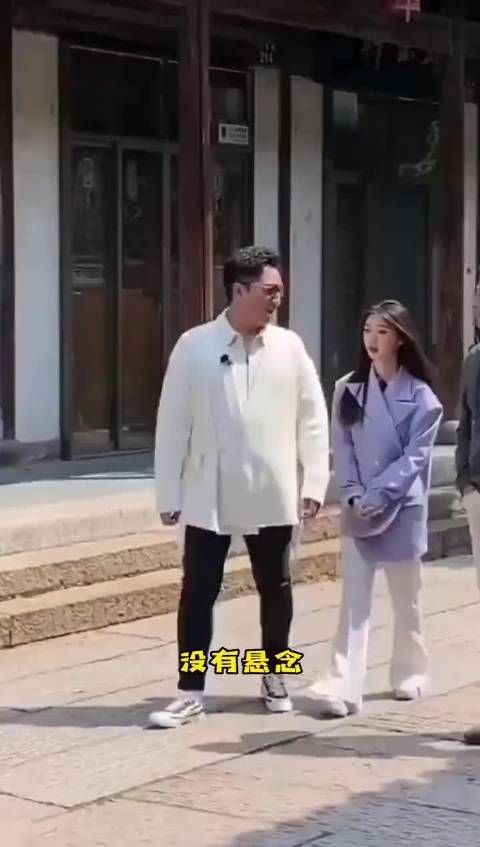 华少说好声音期间给单依纯找对手是很难的事