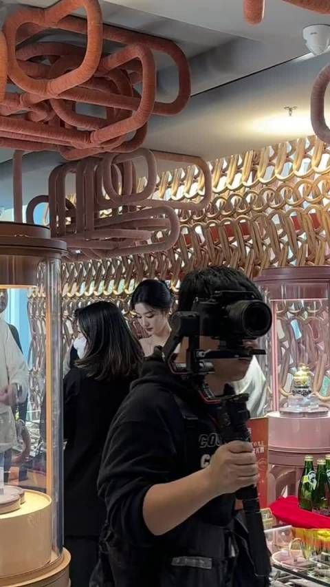 王楚然和刘亦菲好像