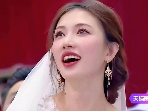 以前一直觉得林志玲是对黄渤有好感的,只是黄渤结婚了