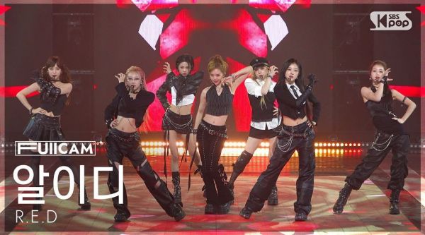250616 人气歌谣 新更 R.E.D 新曲《DIAMONDS》打歌现场第二个全体直拍