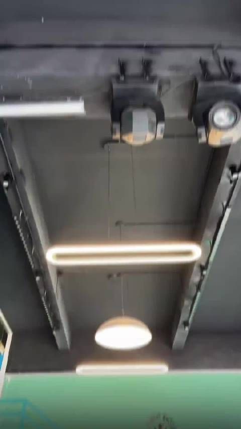 王星越睡衣奶狗变装西装狼狗