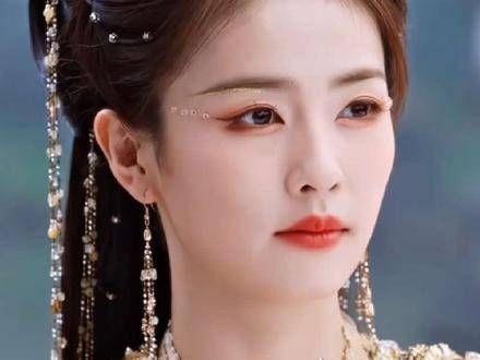 花如月重返宗门受敬仰,青阳曲星蛮待之如昔