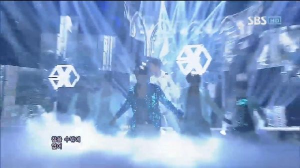 十三年前的今天(120617),EXO-K 带来的现场舞台